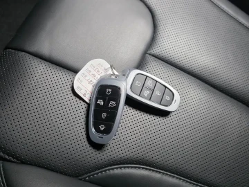 2021 Hyundai Santa Fe с пробегом 63 075 км