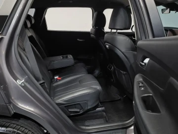 2023 Hyundai Santa Fe с пробегом 76 142 км