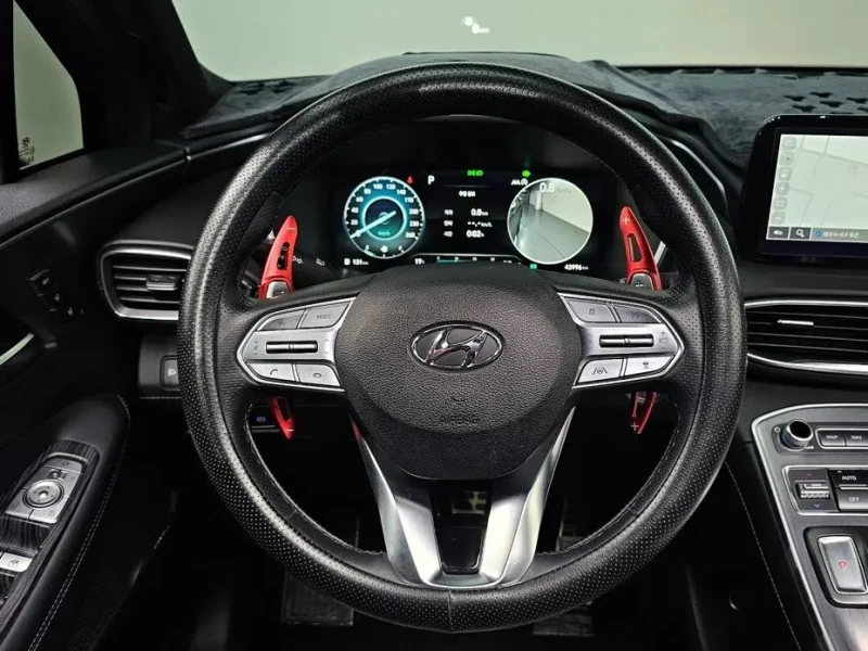 2021 Hyundai Santa Fe с пробегом 43 996 км