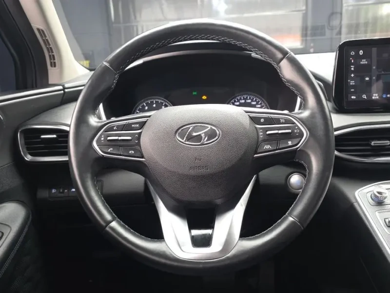 2021 Hyundai Santa Fe с пробегом 76 798 км