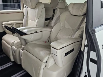2025 Lexus LM с пробегом 18 252 км