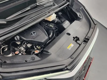 2025 Lexus LM с пробегом 47 627 км
