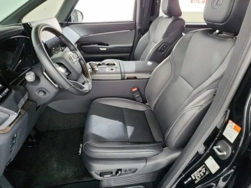 2025 Lexus LM с пробегом 47 627 км