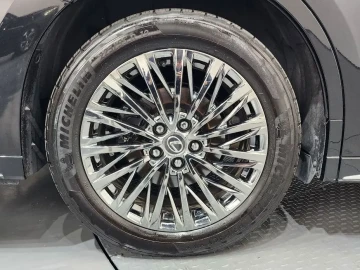 2025 Lexus LM с пробегом 47 627 км