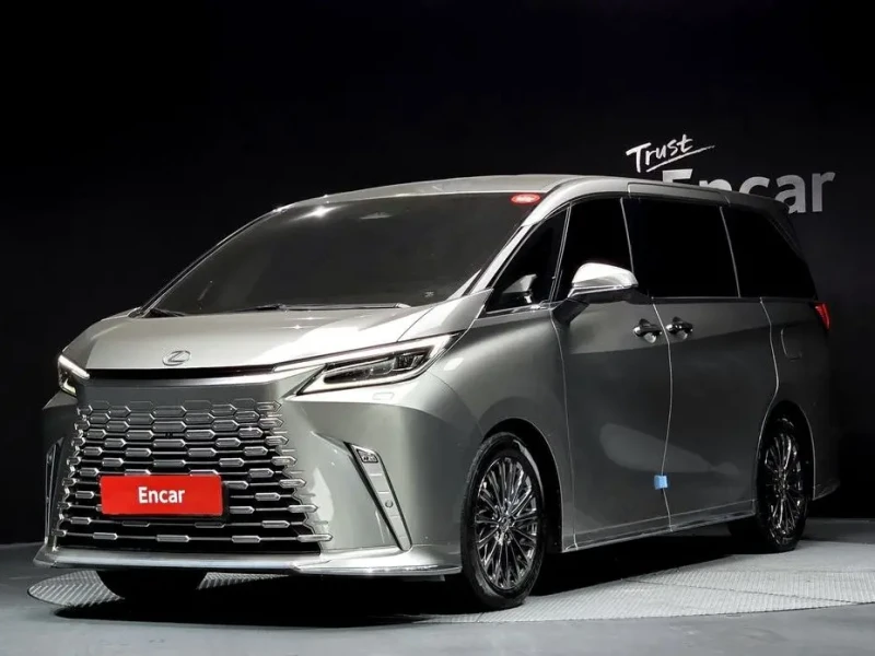 2024 Lexus LM с пробегом 34 598 км
