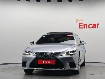 2023 Lexus LS с пробегом 29 435 км