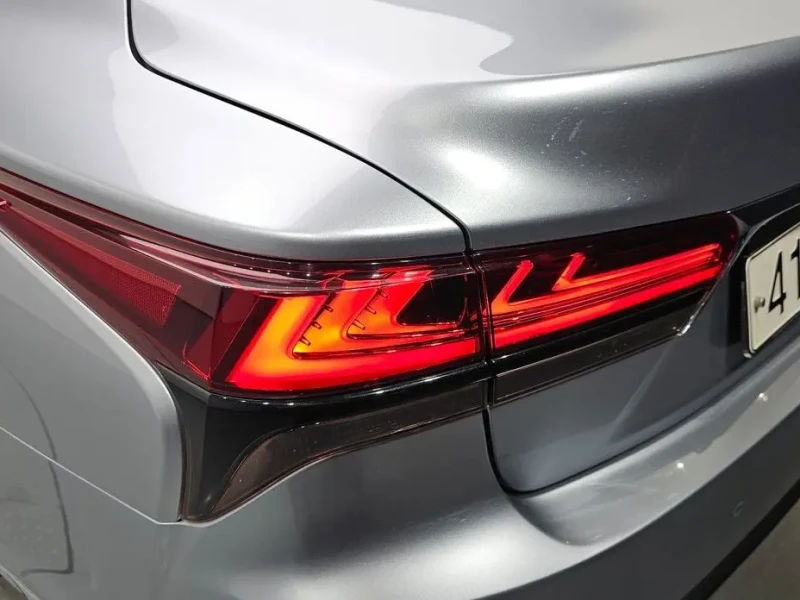 2023 Lexus LS с пробегом 29 435 км