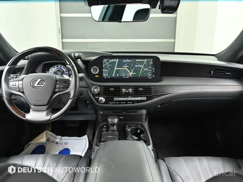 2022 Lexus LS с пробегом 52 816 км