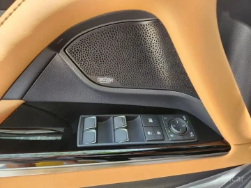 2025 Lexus LX с пробегом 13 км