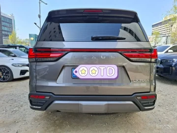 2026 Lexus LX с пробегом 5 км