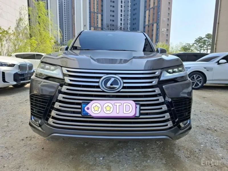 2026 Lexus LX с пробегом 5 км
