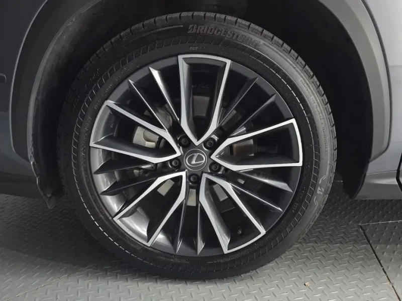 2024 Lexus NX с пробегом 29 136 км