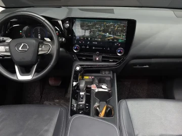 2024 Lexus NX с пробегом 29 136 км