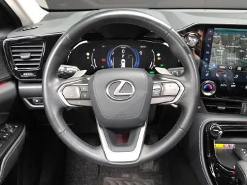 2024 Lexus NX с пробегом 29 136 км