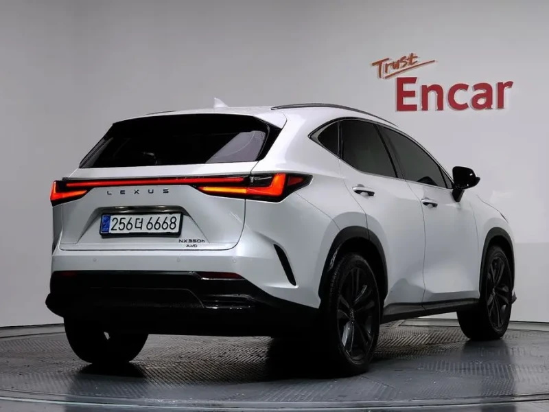2024 Lexus NX с пробегом 38 868 км