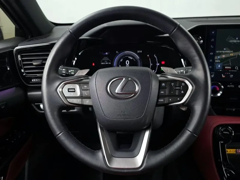 2024 Lexus NX с пробегом 17 237 км