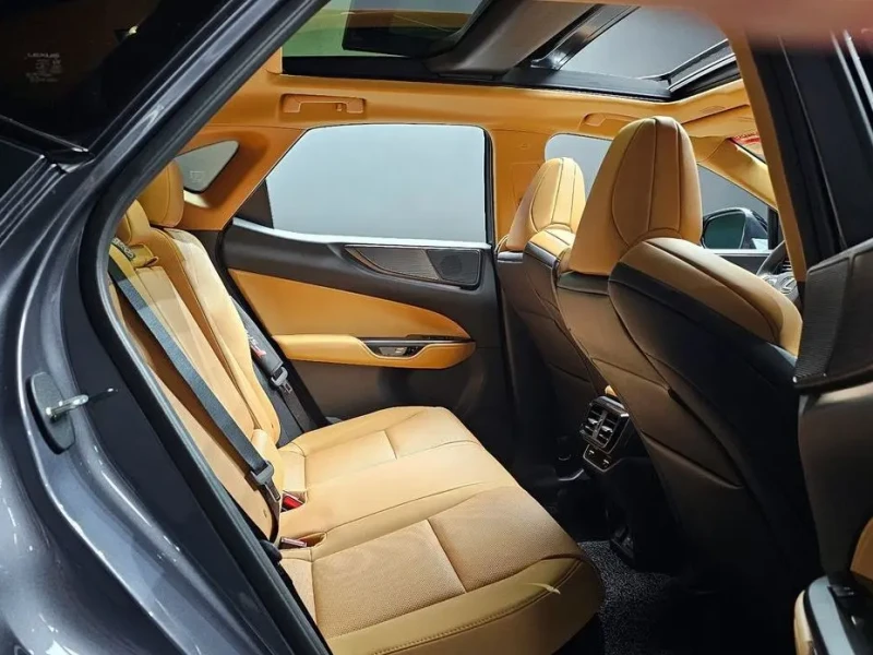 2026 Lexus NX с пробегом 6 093 км