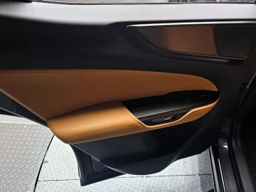 2026 Lexus NX с пробегом 6 093 км