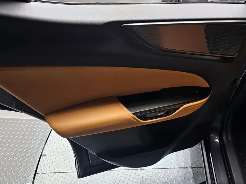 2026 Lexus NX с пробегом 6 093 км