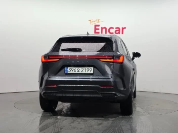 2023 Lexus NX с пробегом 72 392 км