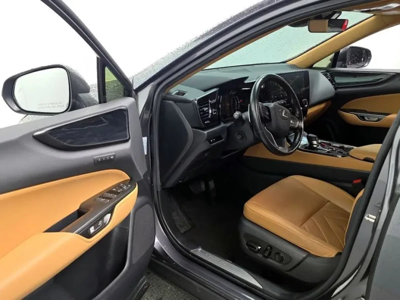 2023 Lexus NX с пробегом 72 392 км