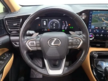 2023 Lexus NX с пробегом 72 392 км