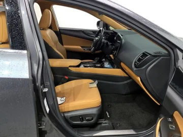 2023 Lexus NX с пробегом 72 392 км