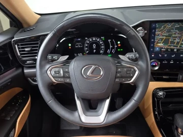 2024 Lexus NX с пробегом 20 548 км