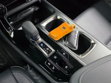 2025 Lexus NX с пробегом 11 763 км