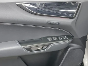 2025 Lexus NX с пробегом 11 763 км