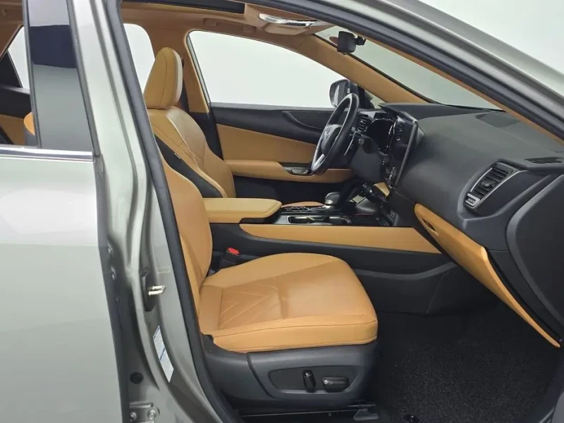 2023 Lexus NX с пробегом 20 202 км
