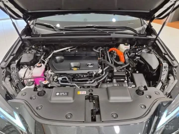 2025 Lexus NX с пробегом 16 362 км