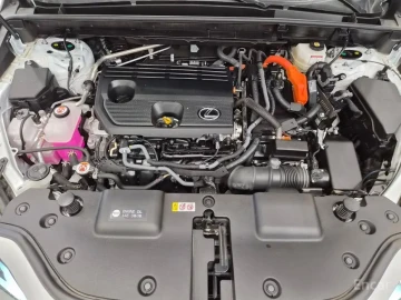 2024 Lexus NX с пробегом 15 065 км