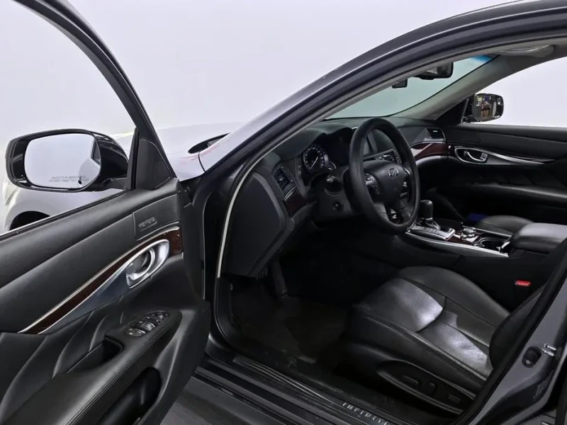 2018 Infiniti Q70 с пробегом 104 800 км