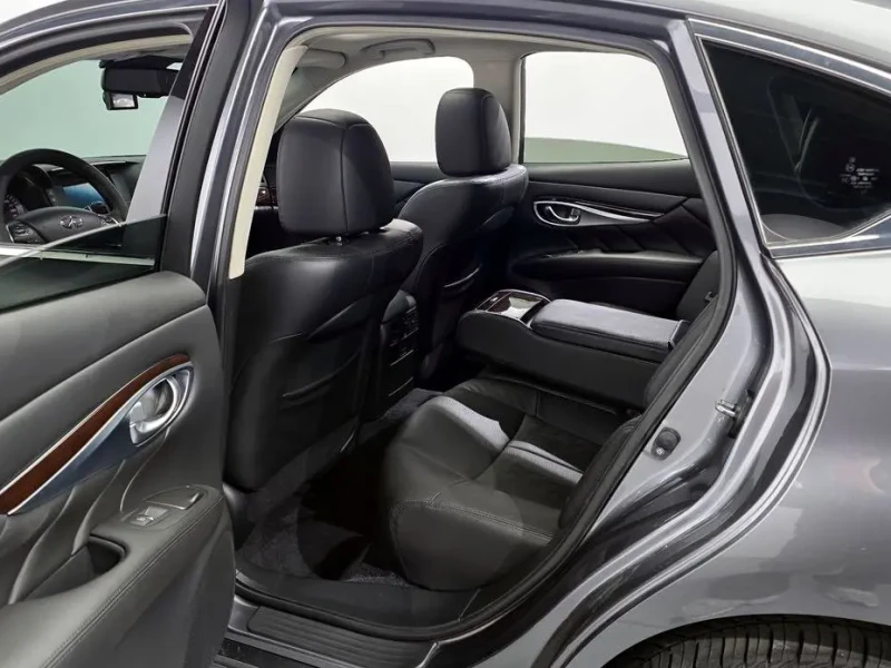 2018 Infiniti Q70 с пробегом 104 800 км