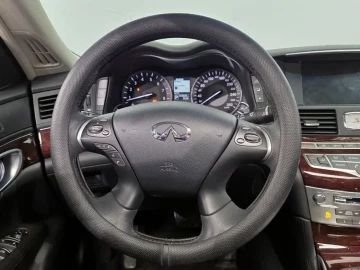 2018 Infiniti Q70 с пробегом 104 800 км