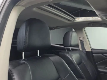 2017 Infiniti Q70 с пробегом 154 857 км