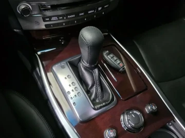 2018 Infiniti Q70 с пробегом 107 344 км
