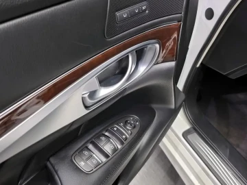 2018 Infiniti Q70 с пробегом 107 344 км