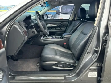 2018 Infiniti Q70 с пробегом 198 487 км