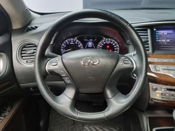 2017 Infiniti QX60 с пробегом 96 614 км