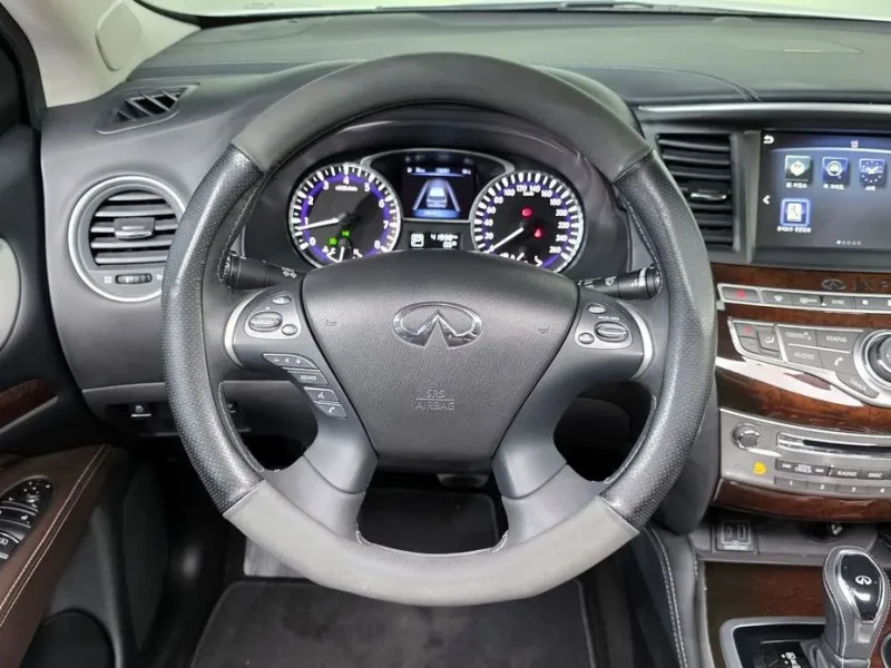 2019 Infiniti QX60 с пробегом 41 998 км