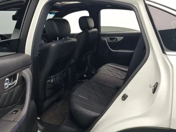 2017 Infiniti QX70 с пробегом 116 404 км