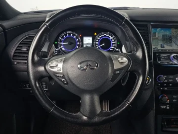 2017 Infiniti QX70 с пробегом 116 404 км