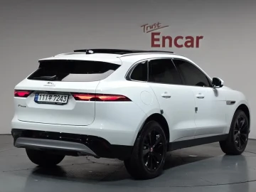 2022 Jaguar F-Pace с пробегом 19 657 км