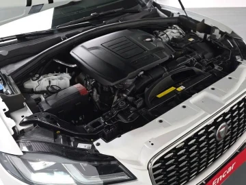 2022 Jaguar F-Pace с пробегом 19 657 км