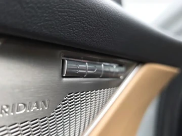 2022 Jaguar F-Pace с пробегом 19 657 км