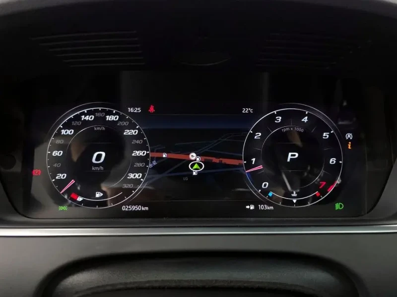2021 Jaguar F-Type с пробегом 25 950 км