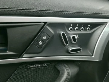2021 Jaguar F-Type с пробегом 25 950 км
