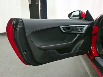 2021 Jaguar F-Type с пробегом 25 950 км
